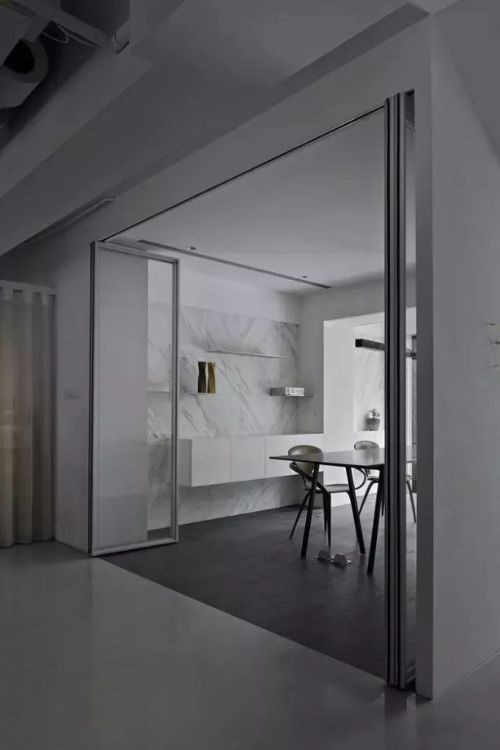 Folding Door 11
