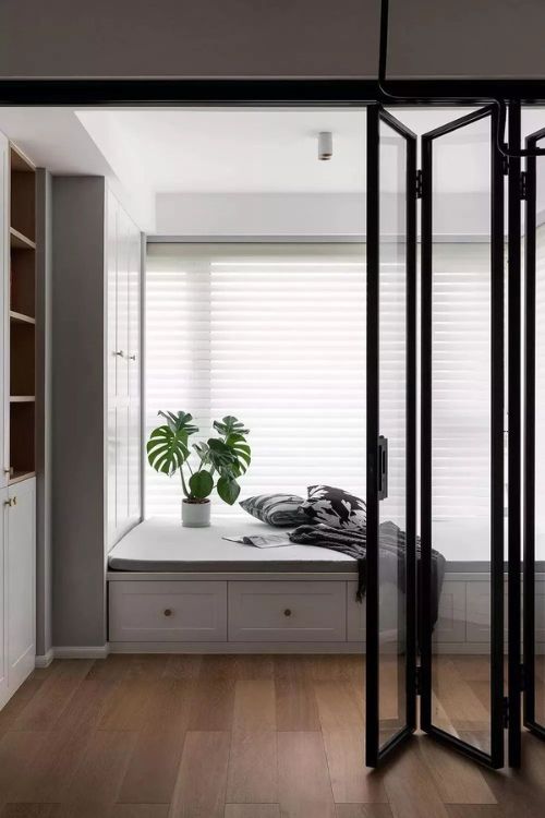 Folding Door 10