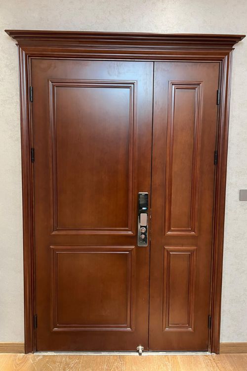 Primary and Secondary Doors 15 Primary and Secondary Doors 15