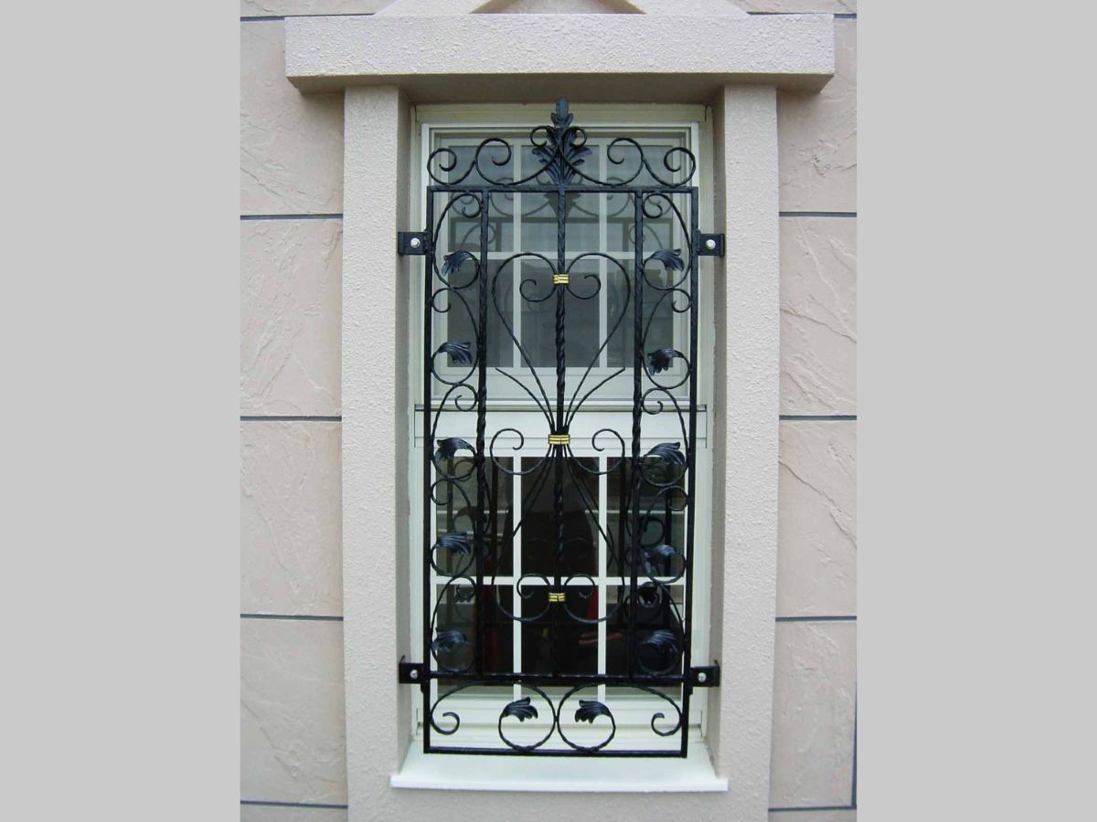 Burglar-Proof Window 4