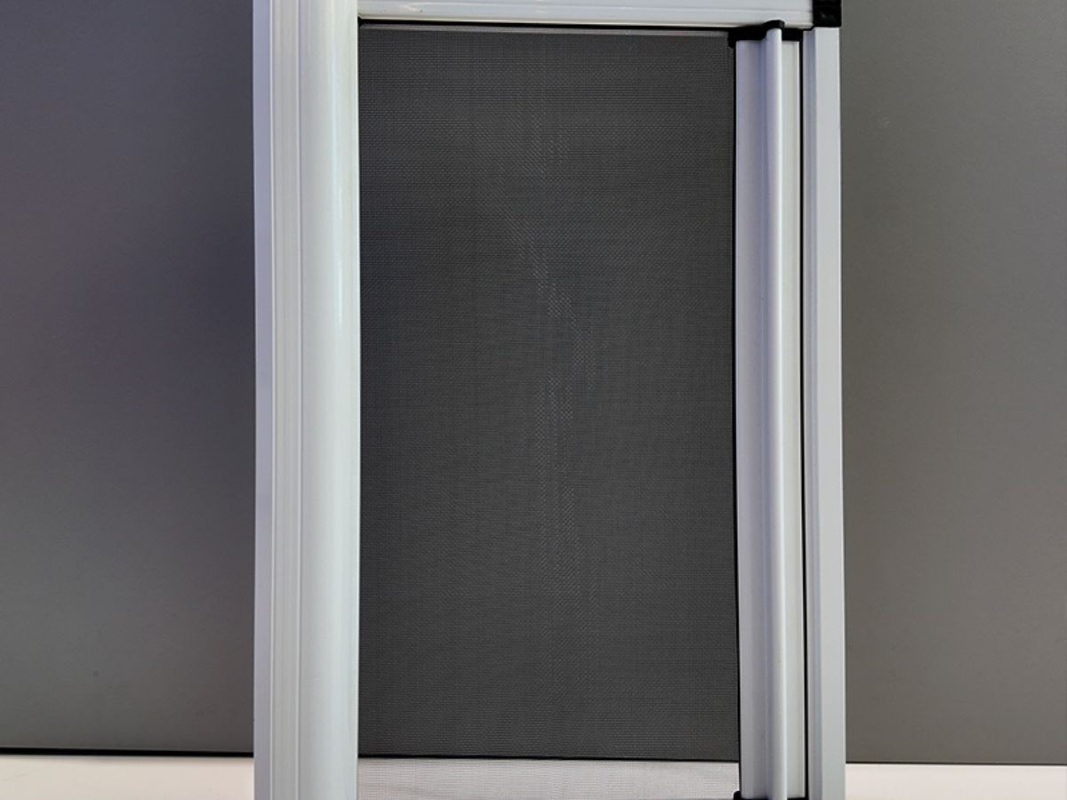 Integrated Screen Window 11