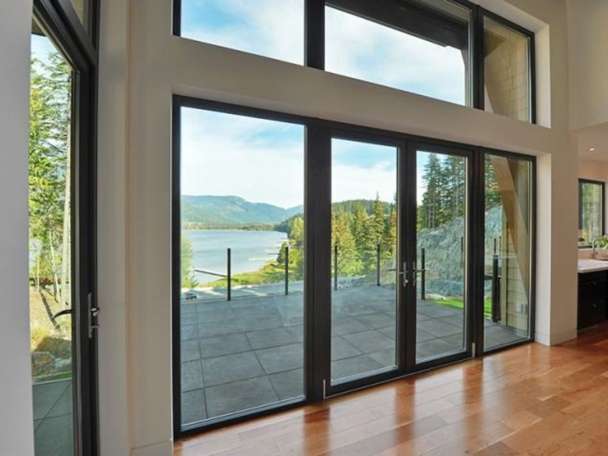 Lift-and-Slide Window 3