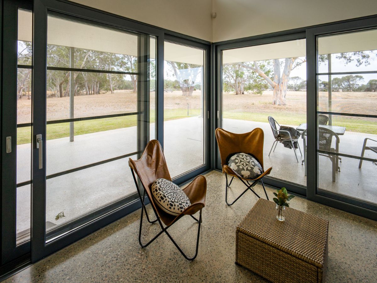 Lift-and-Slide Window 4