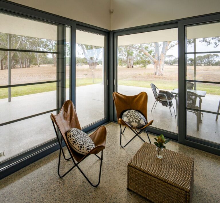 Lift-and-Slide Window 1