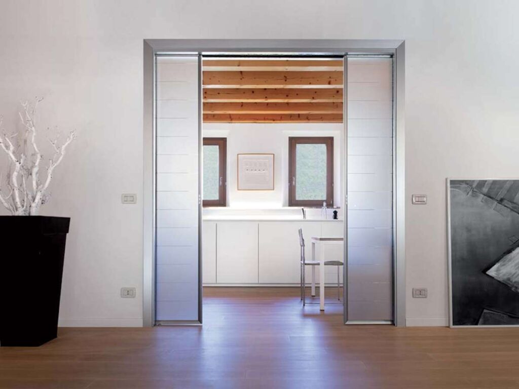 8 Best Apartment Sliding Doors for Balcony 4