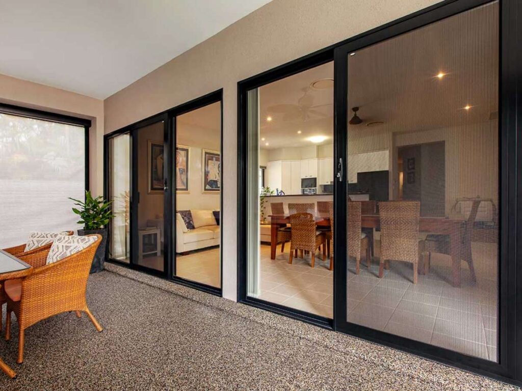 8 Best Apartment Sliding Doors for Balcony 5