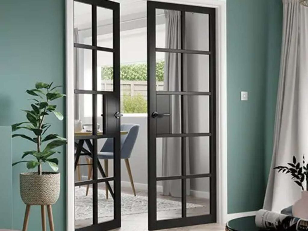12 Apartment Door Ideas 3