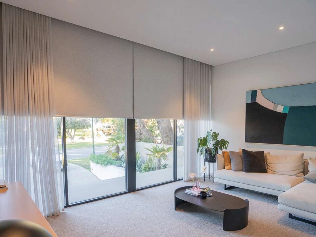 A Guide to Apartment Window Blinds 1