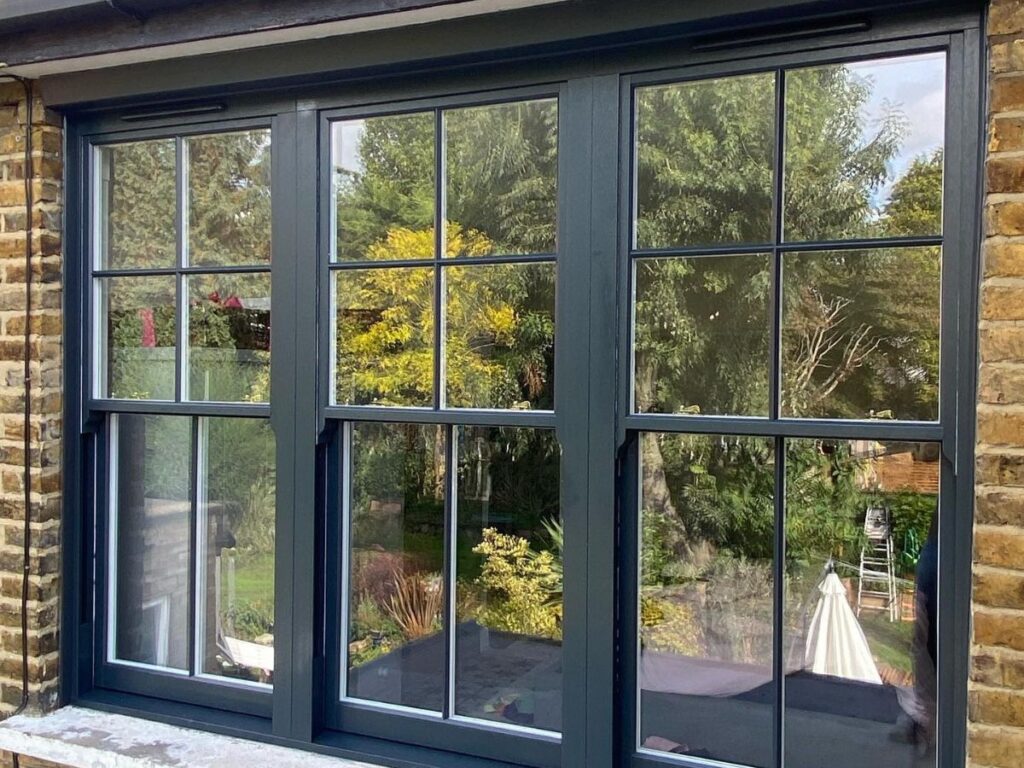 Awning vs Casement Window: What’s the Real Difference? 7 Awning vs Casement Window: What’s the Real Difference? 7