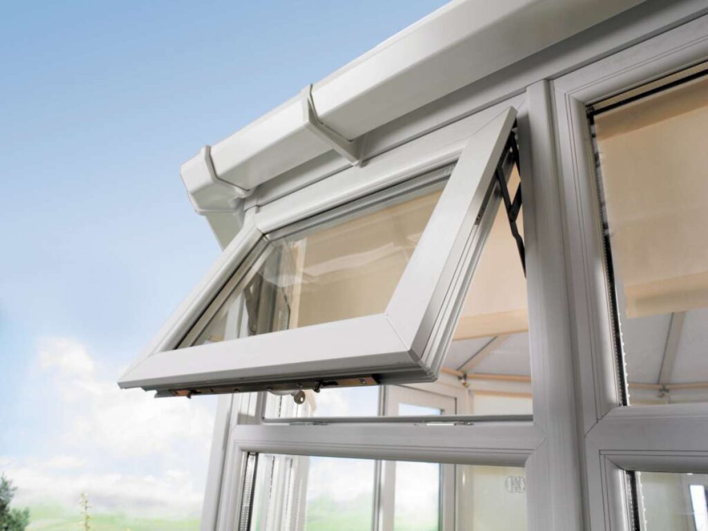 Awning vs Casement Windows: What’s the Real Difference? 42