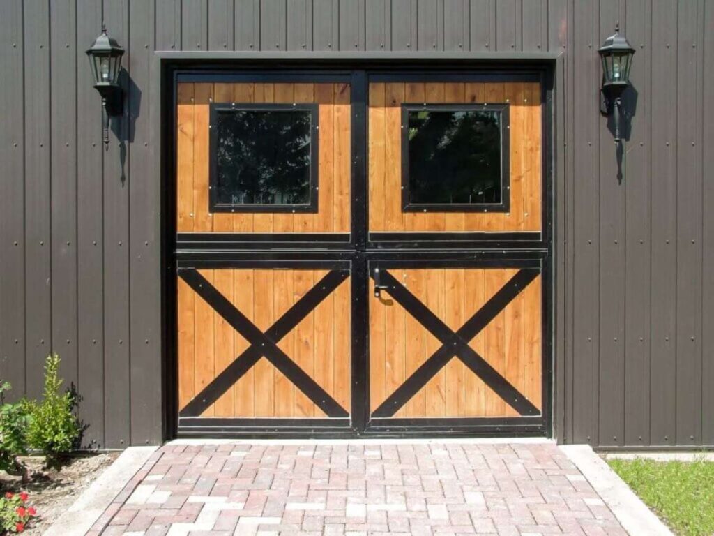 6 Stylish Barn Door Design Ideas 5