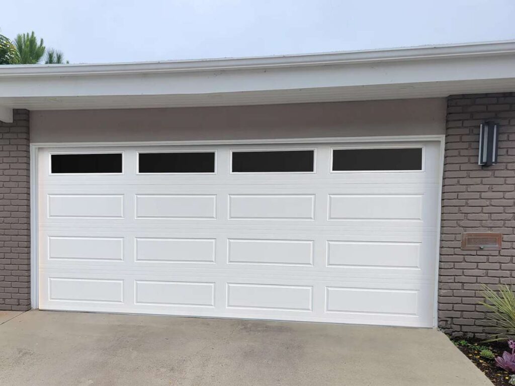 Bay Door vs Garage Door: What's the Real Difference? 4 Bay Door vs Garage Door: What's the Real Difference? 4