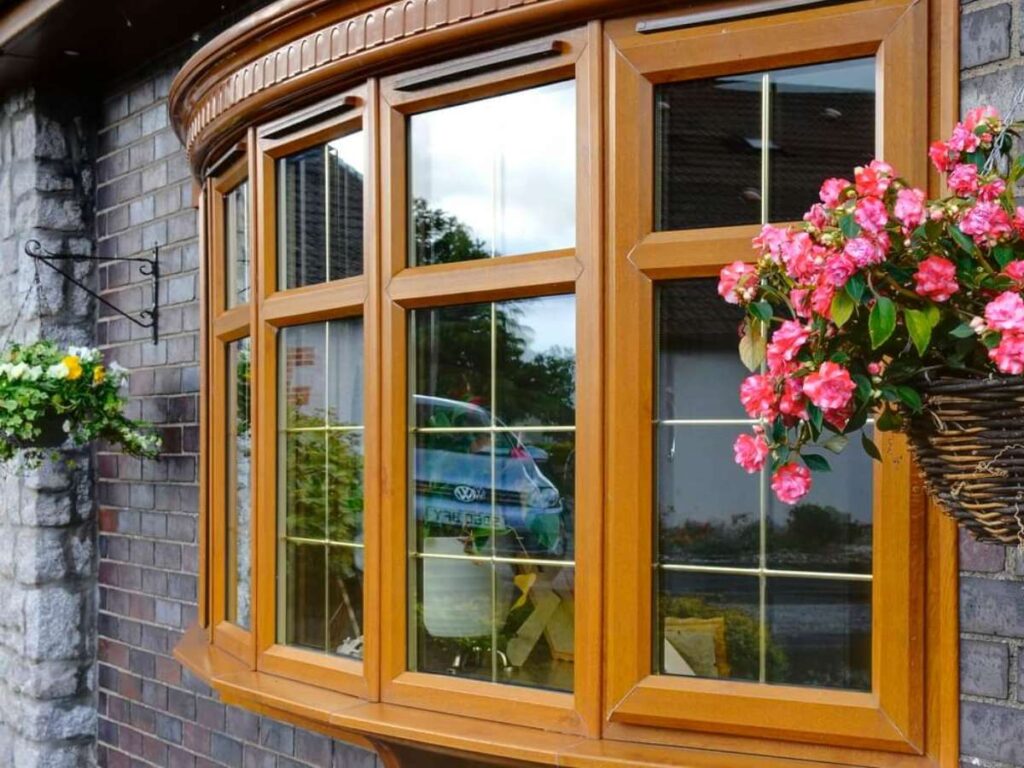 Buyers’ Guide to Commercial Casement Windows 1