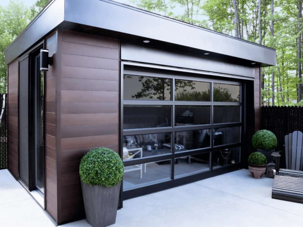 6 Best Commercial Garage Doors 3