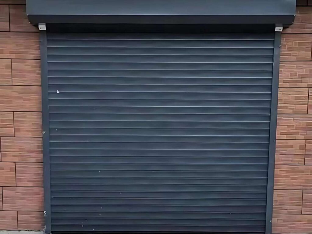 Top 8 Benefits of Commercial Roll Up Doors 4 Top 8 Benefits of Commercial Roll Up Doors 4