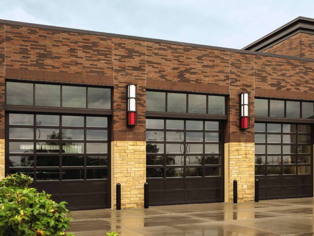 A Quick Guide to Commercial Sectional Doors 3