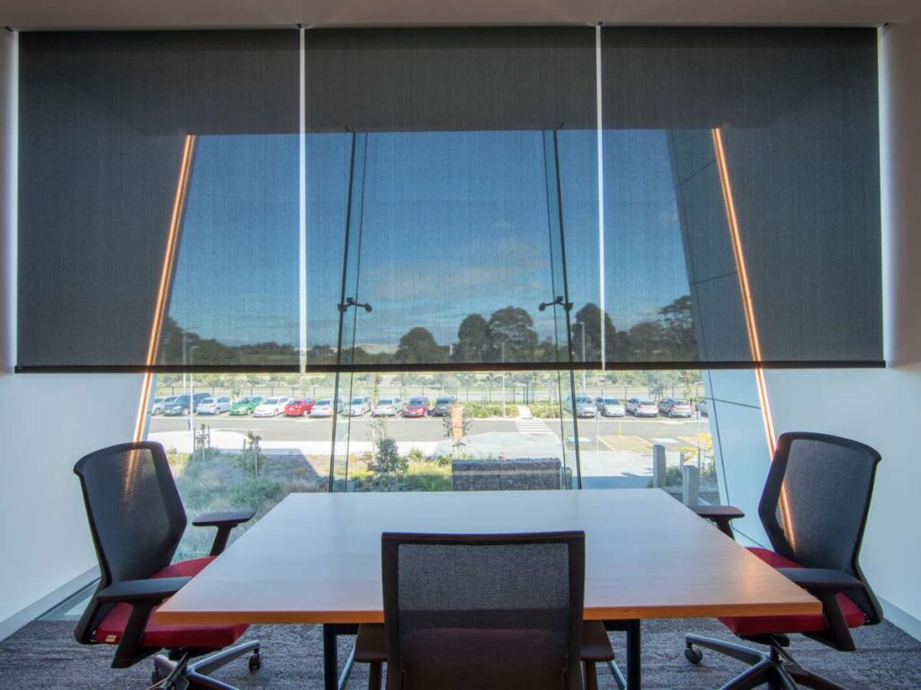 A Buyer’s Guide to Commercial Window Blinds 3