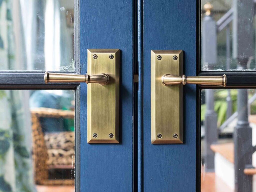 French Doors or Sliding Doors? What's the Difference? 5