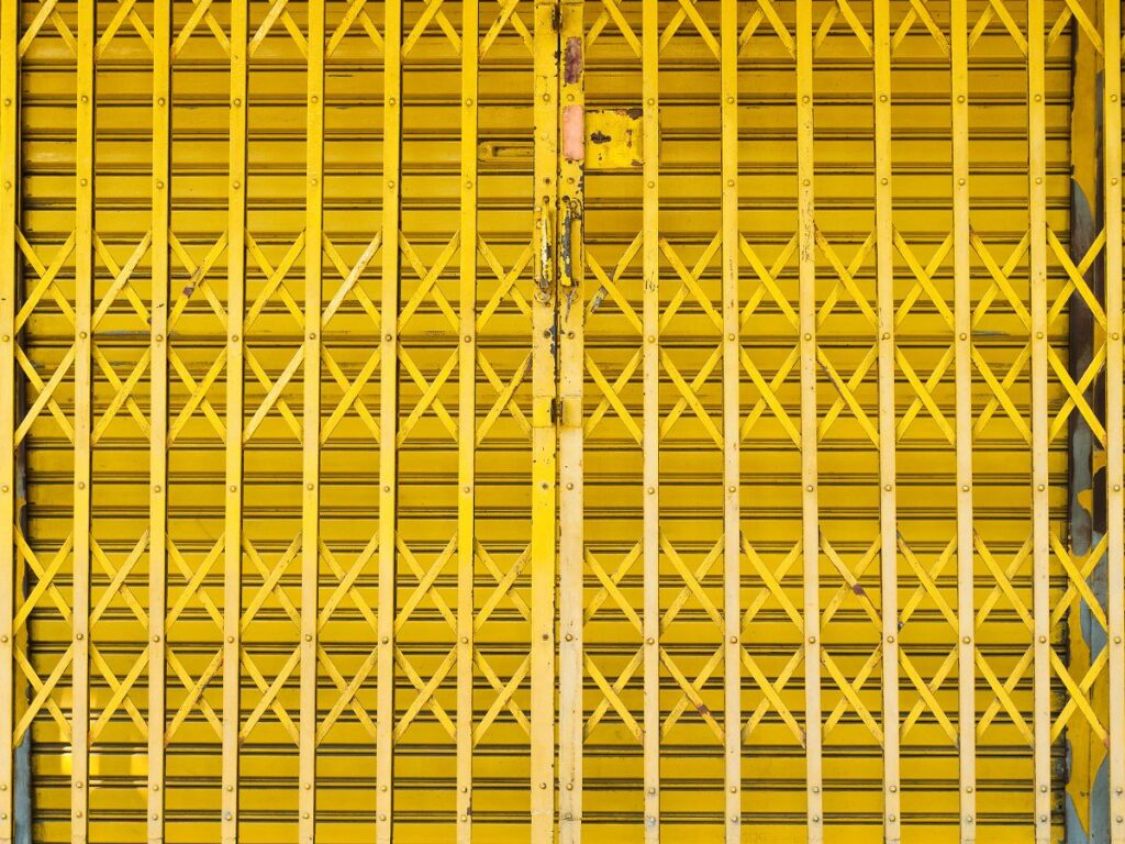 Top 7 Commercial Warehouse Door Types 6