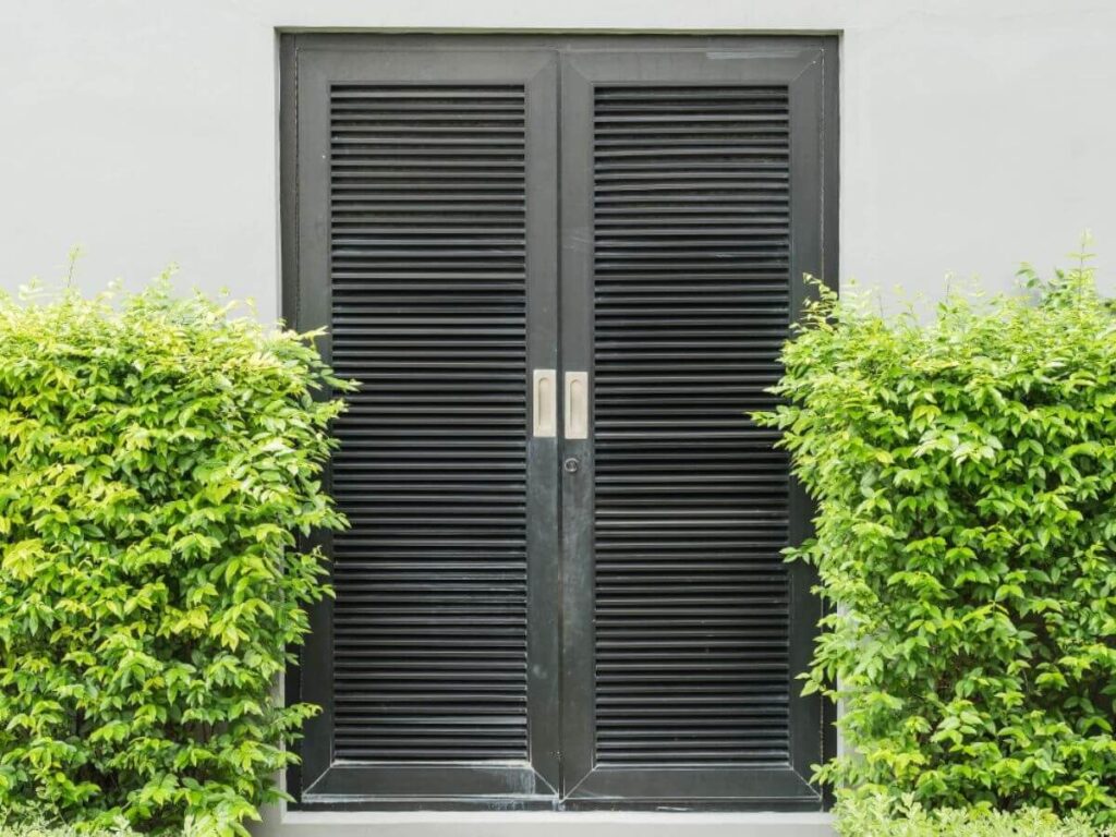 8 Guesthouse Door Ideas 8