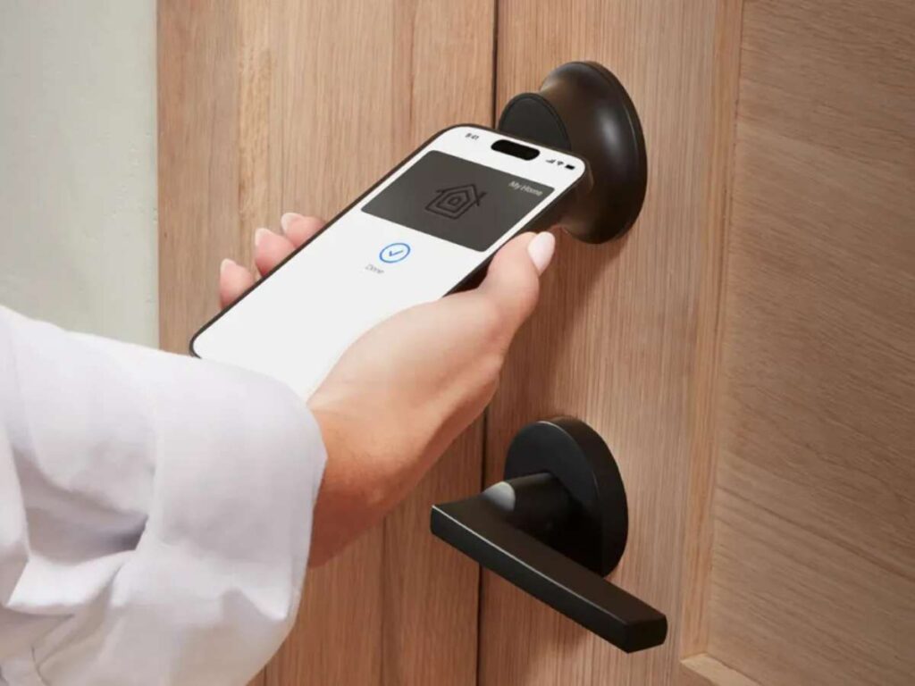 8 Best Room Door Security for Hotel 3 8 Best Room Door Security for Hotel 3