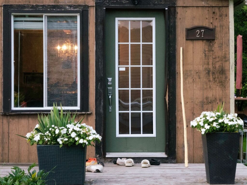 House Door and Frame: A Quick Buyer's Guide 21