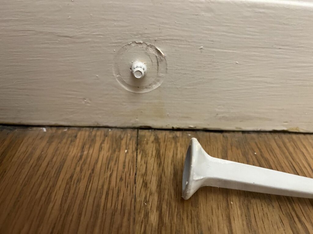 How To Remove A Sliding Glass Door? 1