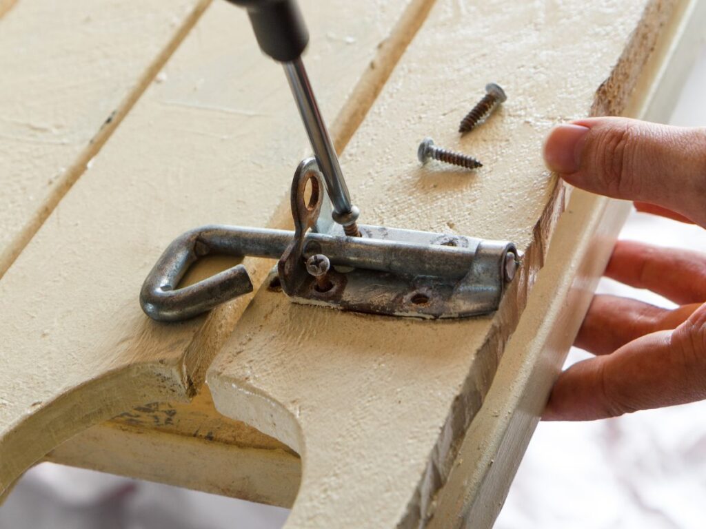 How To Remove A Sliding Glass Door? 2