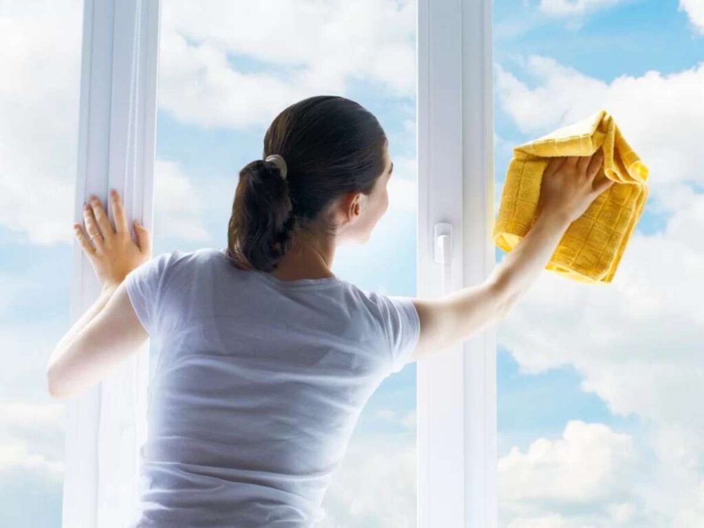 How Do You Clean Double Hung Windows? 4 How Do You Clean Double Hung Windows? 4