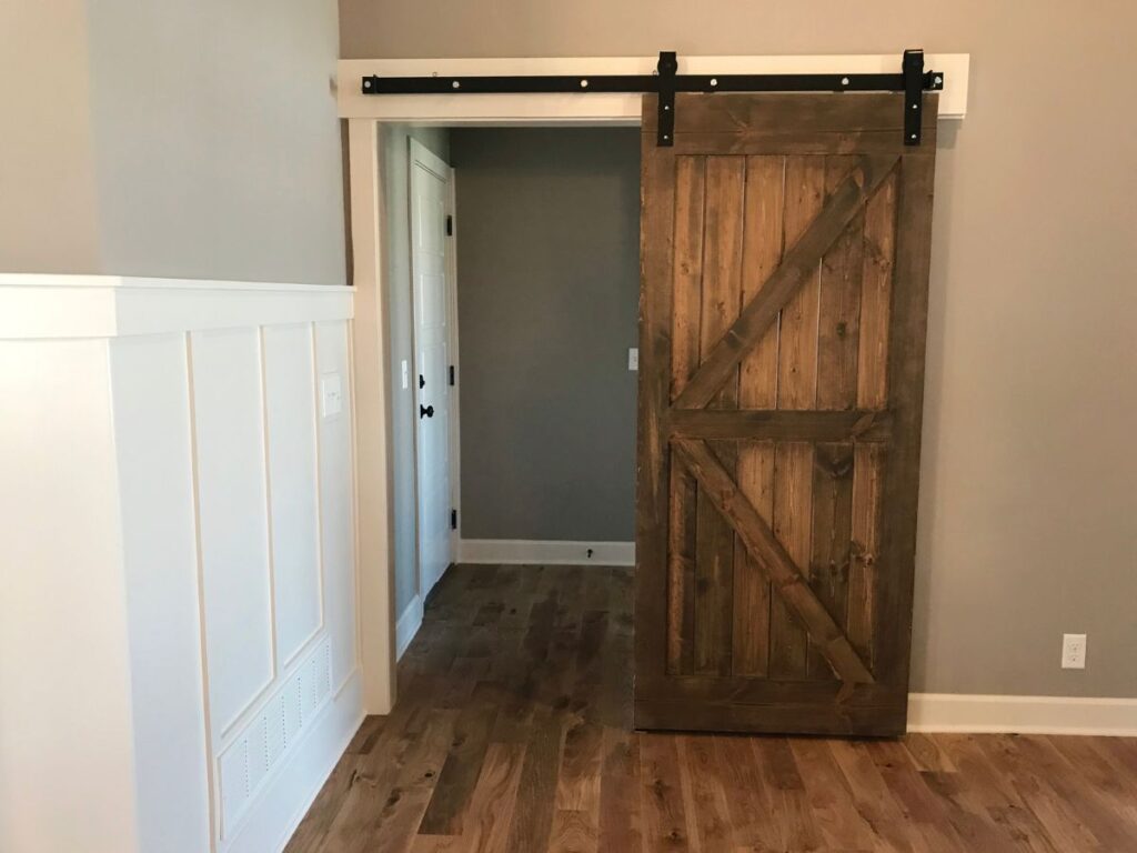 10 Best Doors for Studio Apartments 3