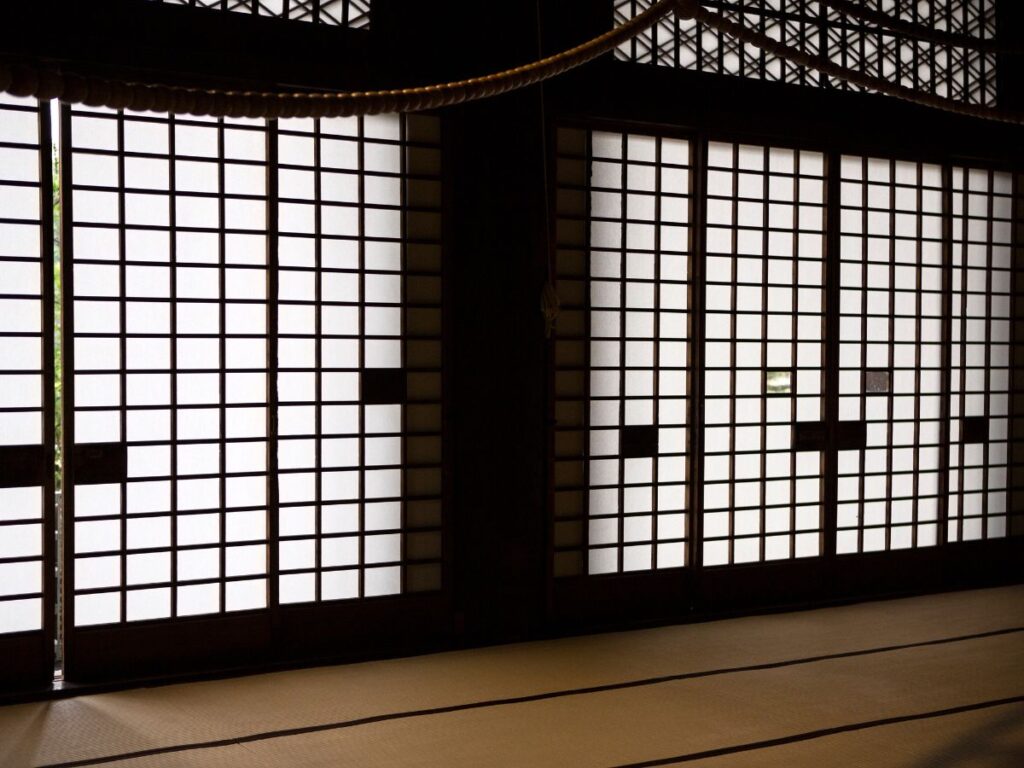 10 Best Doors for Studio Apartments 8