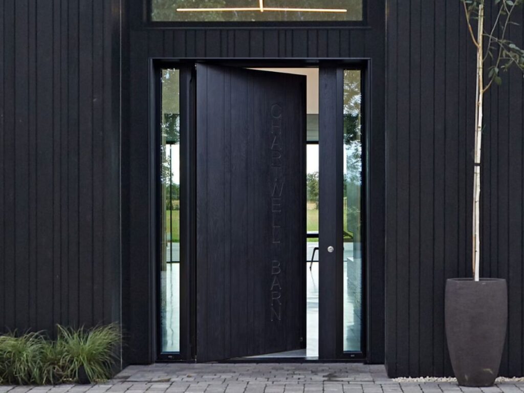 10 Types of Villa Door Designs 2 10 Types of Villa Door Designs 2