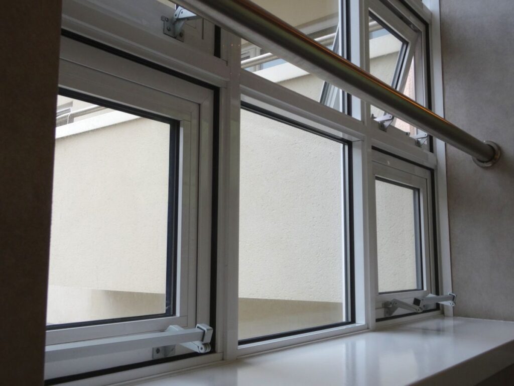 What Is a Double Hung Window? 2